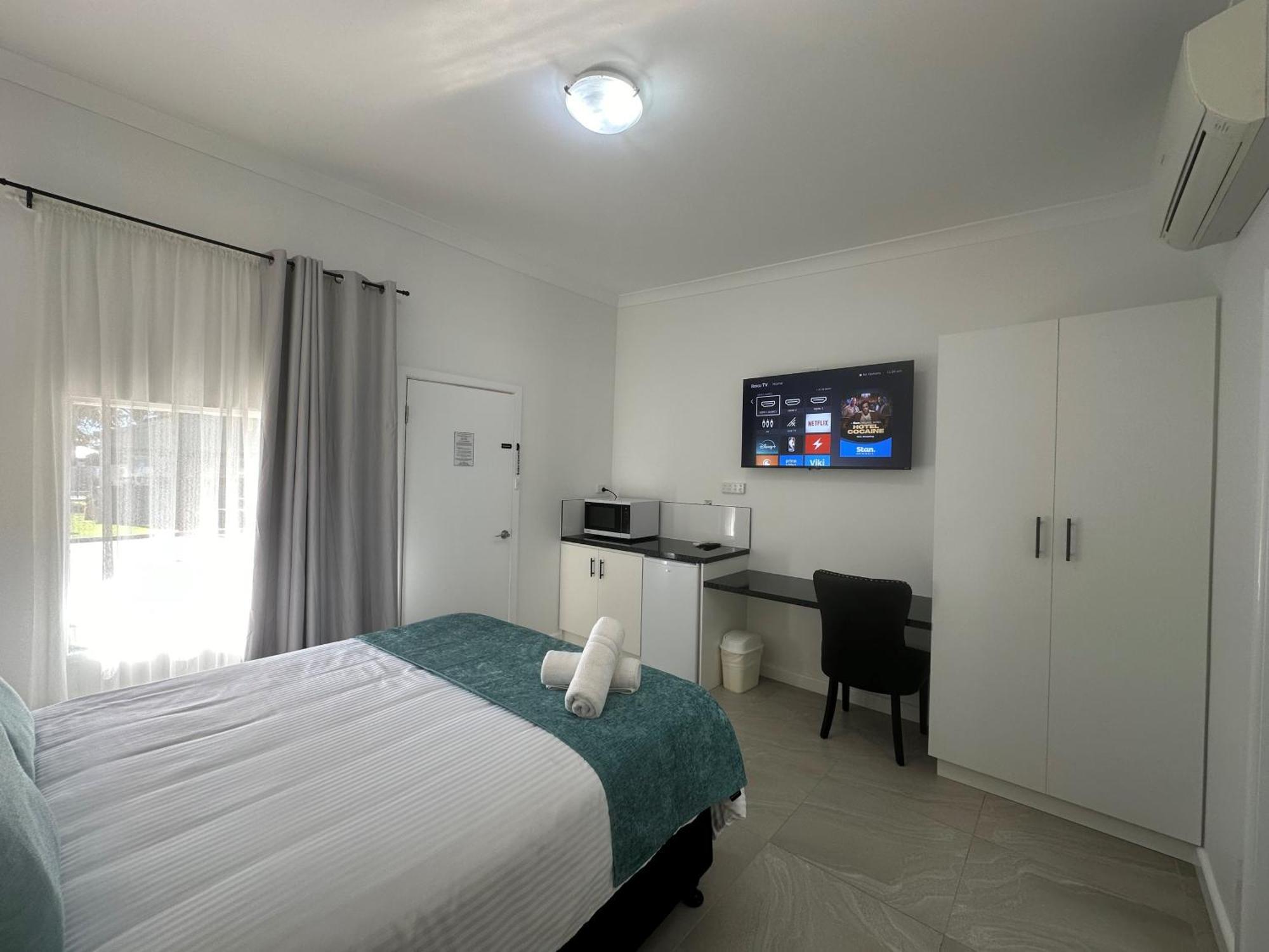 גריפית' Mia Motel מראה חיצוני תמונה